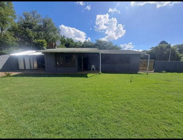 3 BEDROOM HOUSE FOR SALE IN SASOLBURG EXT 15